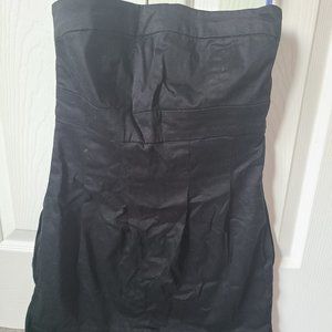 Black, fitted strapless dress